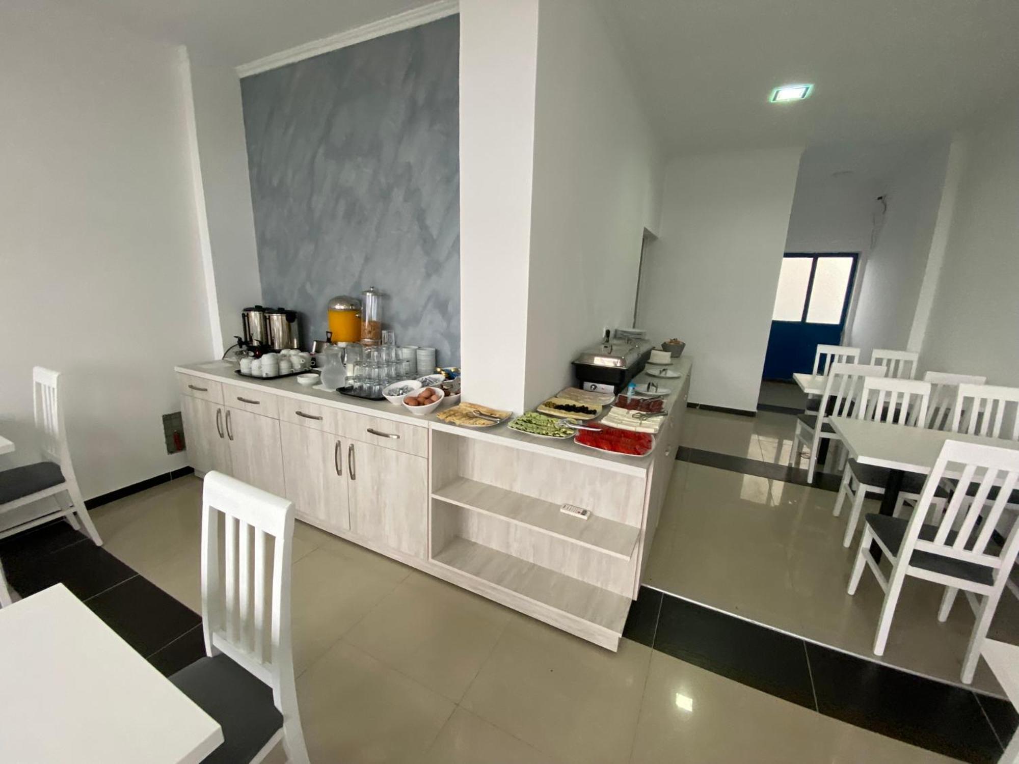 Etna Apartments Улцин Екстериор снимка