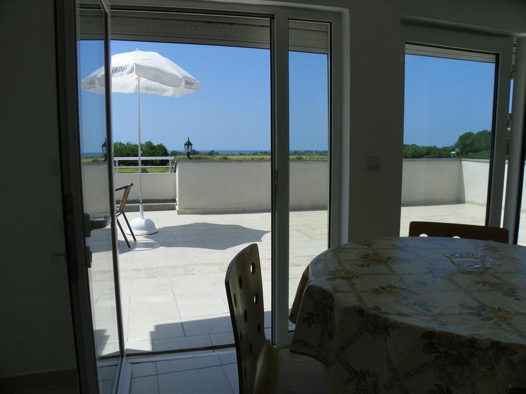Etna Apartments Улцин Екстериор снимка